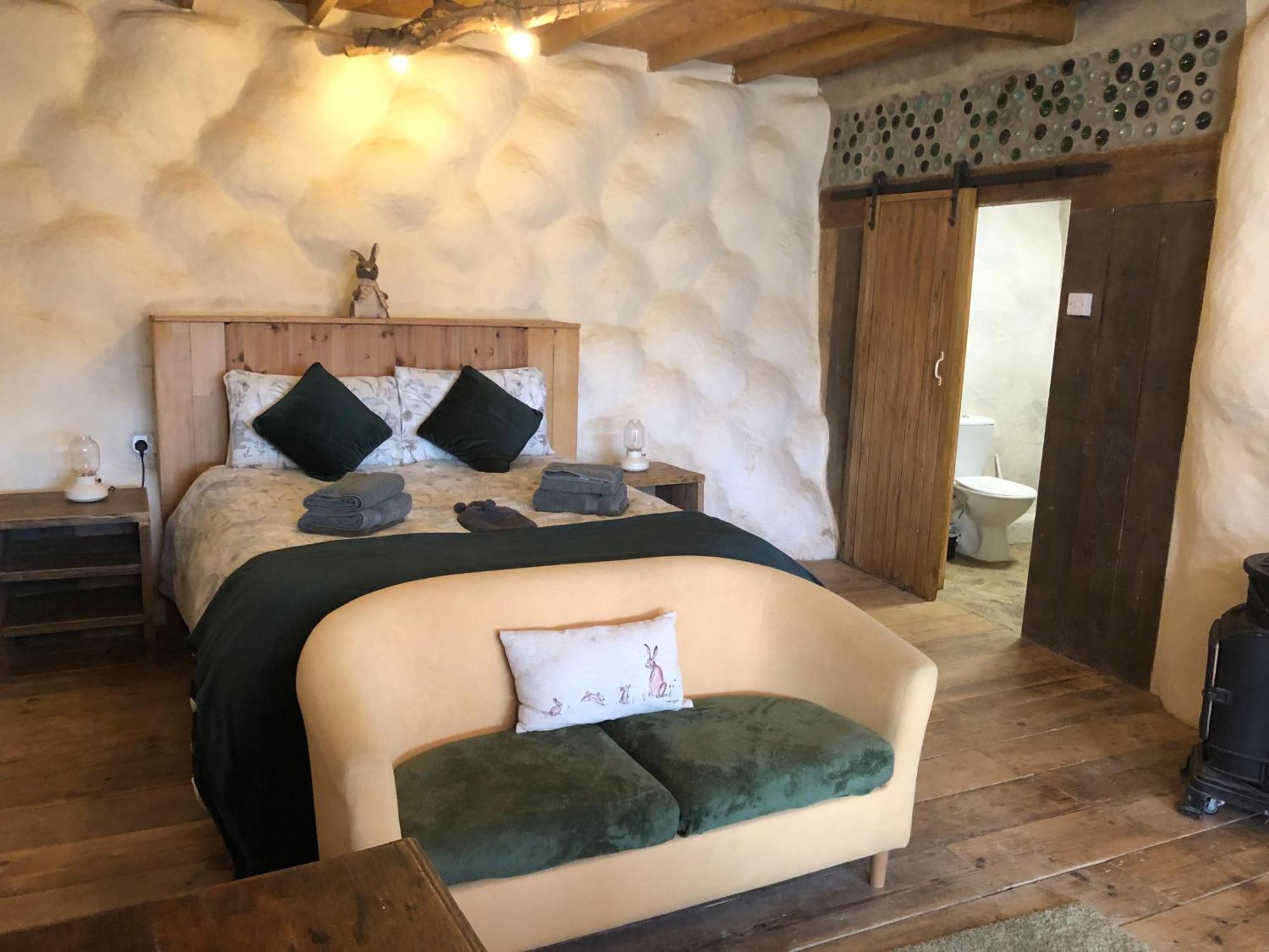Rabbits 1Or 2 Bedroom Hobbit Style Hillset Earthen Dartmoor Eco Home South Brent Ngoại thất bức ảnh